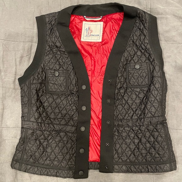 Moncler lightweight vest - Picture 1 of 3